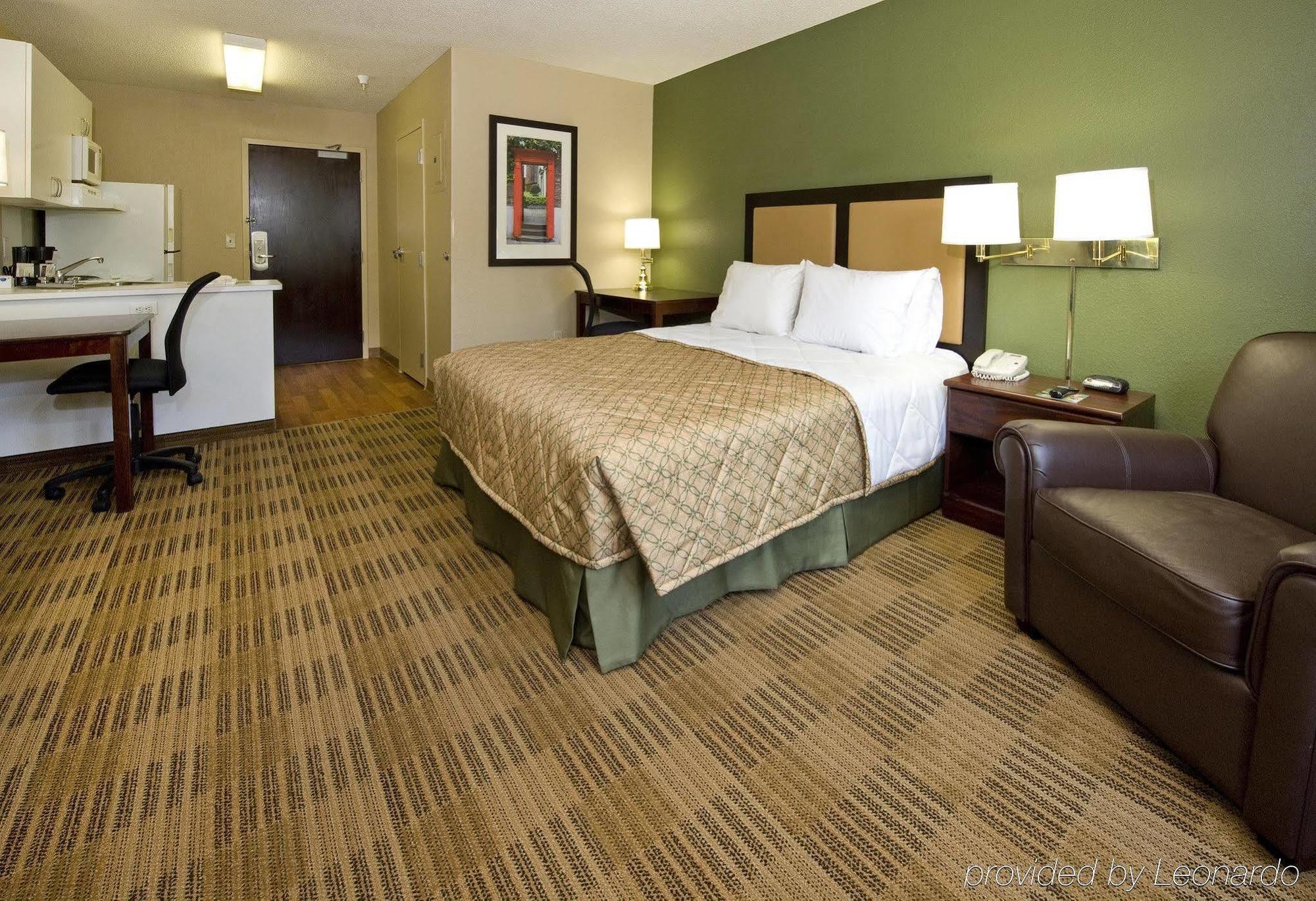 เอ็กซ์เทนด์ สเตย์ อเมริกา ไมอามีแอร์พอร์ต โครัล เกเบิล Hotel ภายนอก รูปภาพ